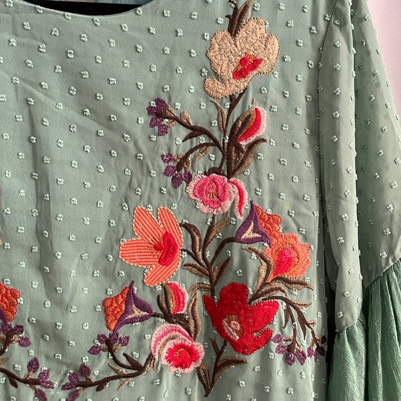 Umgee Floral Embroidered Mini Dress Tunic Womens Sz L Green Boho Garden Wedding - Picture 7 of 11